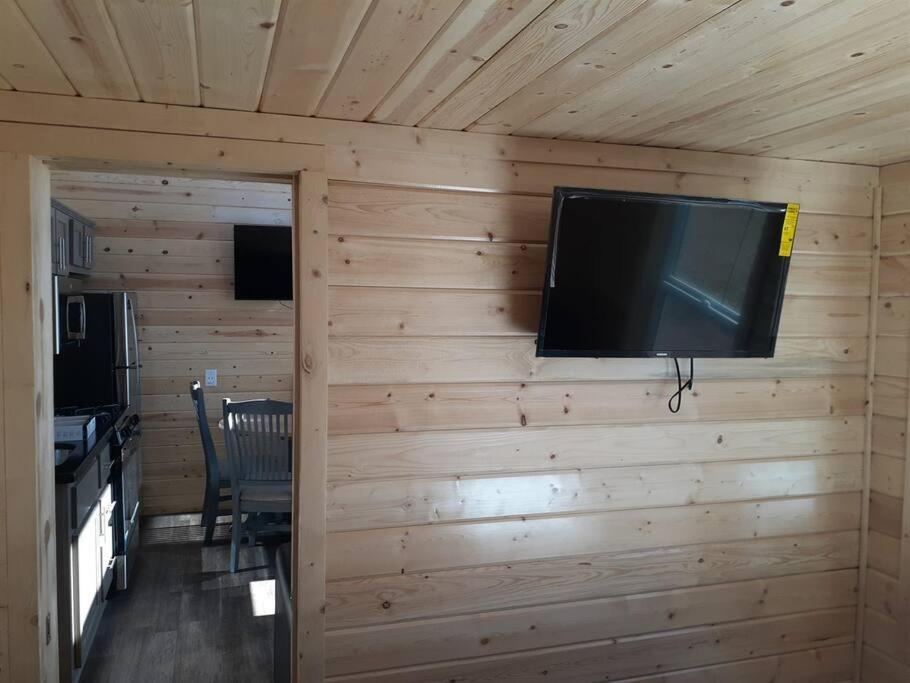 ואלה 066 South Rim Grand Canyon Tiny Home Sleeps 8 מראה חיצוני תמונה